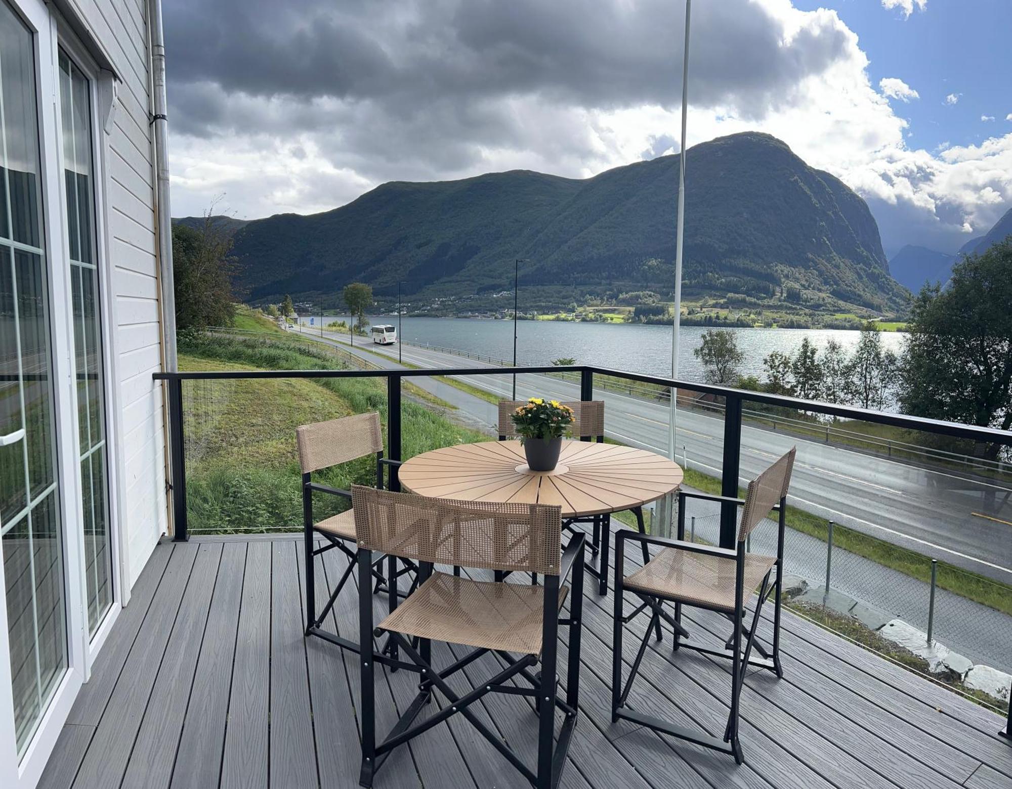 Husslattene Apartments With Terrace Skei  Bagian luar foto